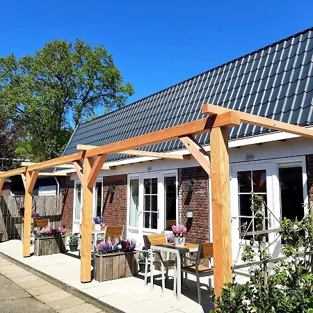 Bed & Breakfast De Hoffstal 3*