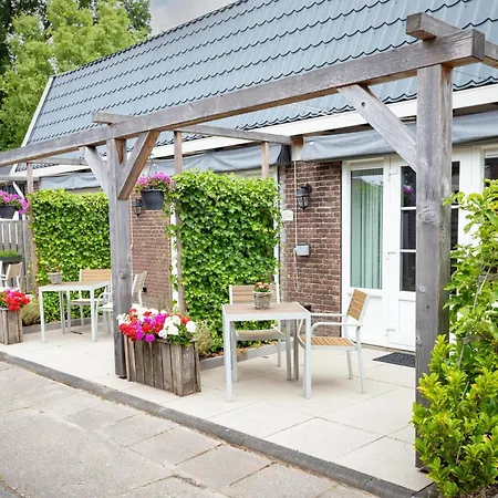 De Hoffstal Couette-café Sassenheim