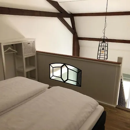 De Hoffstal 3*